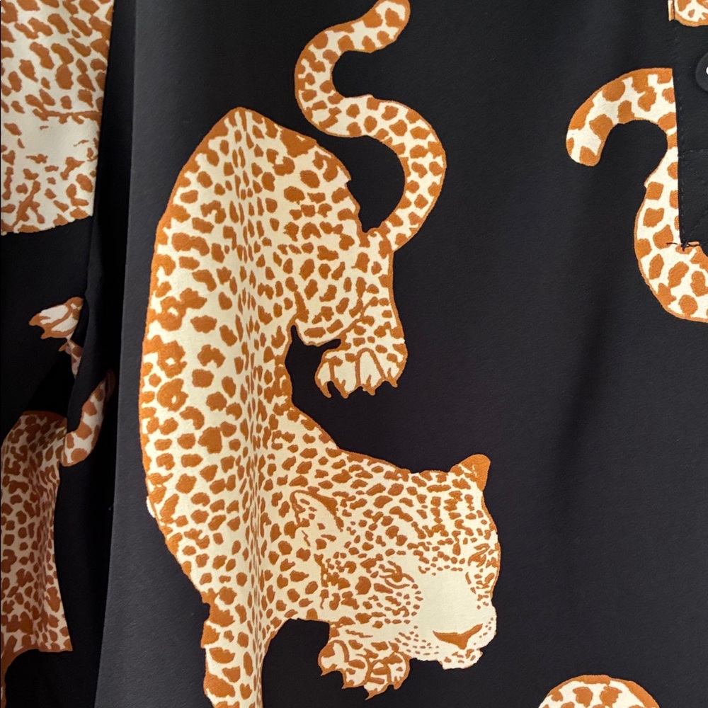 Umgee Black Blouse with Leopard Print - Picture 3 of 3
